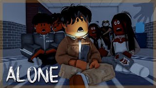 ALONE 😰🔦 (Berry Avenue Movie) With Voice