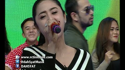 Goyang Heboh Dewi Persik 
