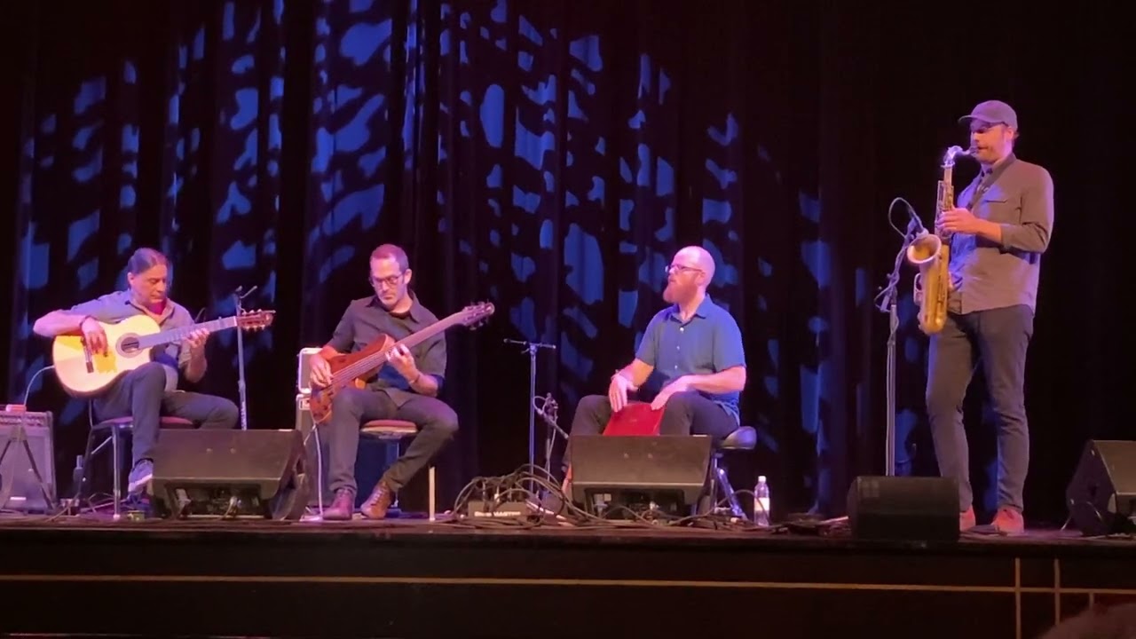 La Blanca Y La Negra - The Juan Benavides Group