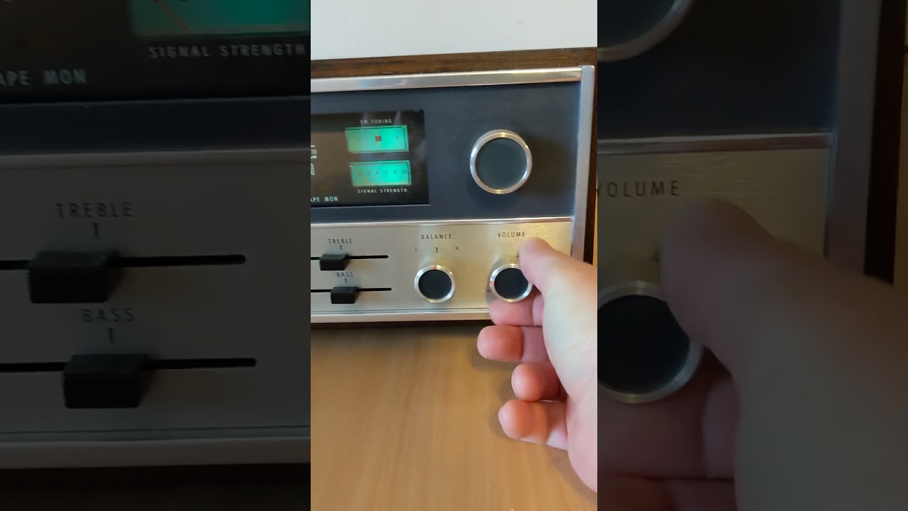 McIntosh MAC1900 Solid State AM-FM Stereo Receiver (1972-1975)