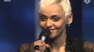 Video thumbnail of "Mariza - Meu Fado Meu (Live) Dutch TV"