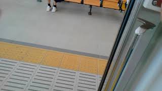 E129系 ドア開閉 新潟駅にて