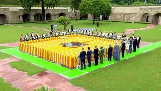 Hon Modi ji with All G 20 Leaders paying Homage to Mahatma Gandhi at Raj ghat 10.9.2023: INCREDIBLE