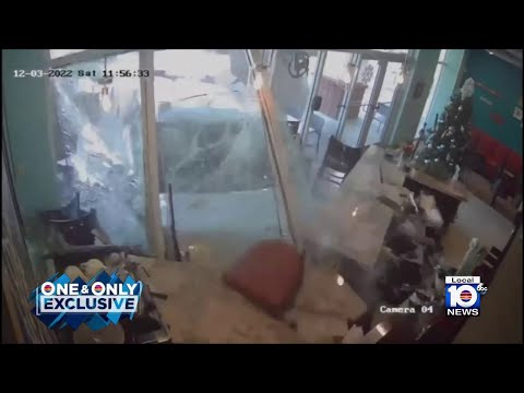 Car slams into restaurant in Southwest Miami-Dade