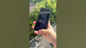 The Best LCD Screen! Sharp AQUOS R5G!