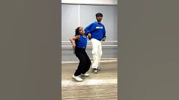 Dance Basanti | DMK X Tvisha #youtubeshorts #danceshorts #tvishathedancingdiva #viral #trendingshort