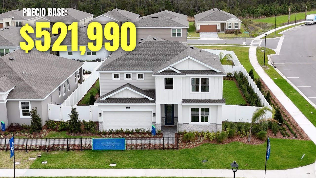 Casa MODERNA con Acabados de LUJO y GRAN PATIO