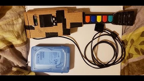 Clone hero with mini guitar