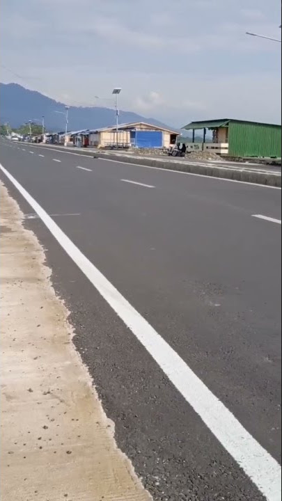SUASANA JALAN LINGKAR KOTA PALOPO PAGI HARI