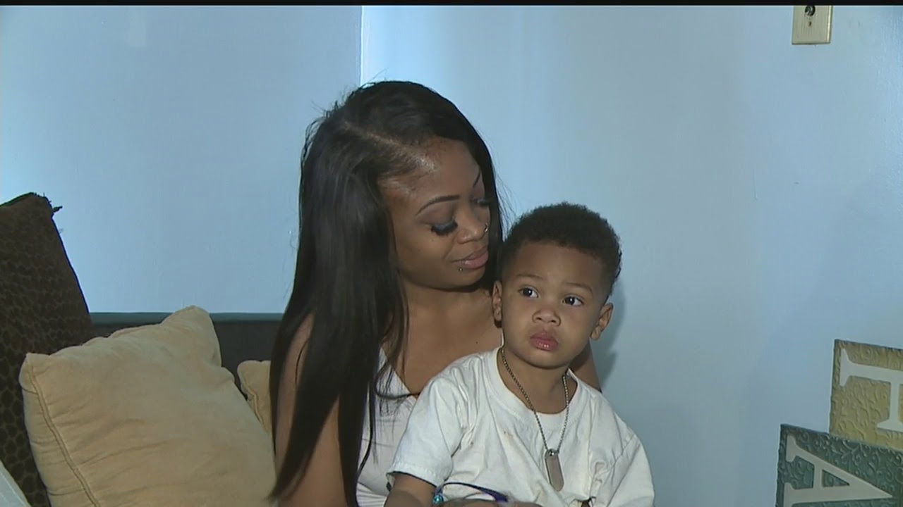 Toddler found walking to Dunkin’ Donuts in Struthers