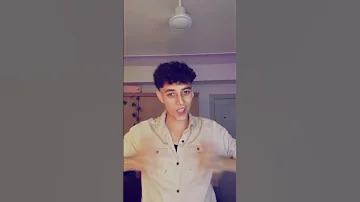 قومت داخل وسطهم خدت واحد منهم 