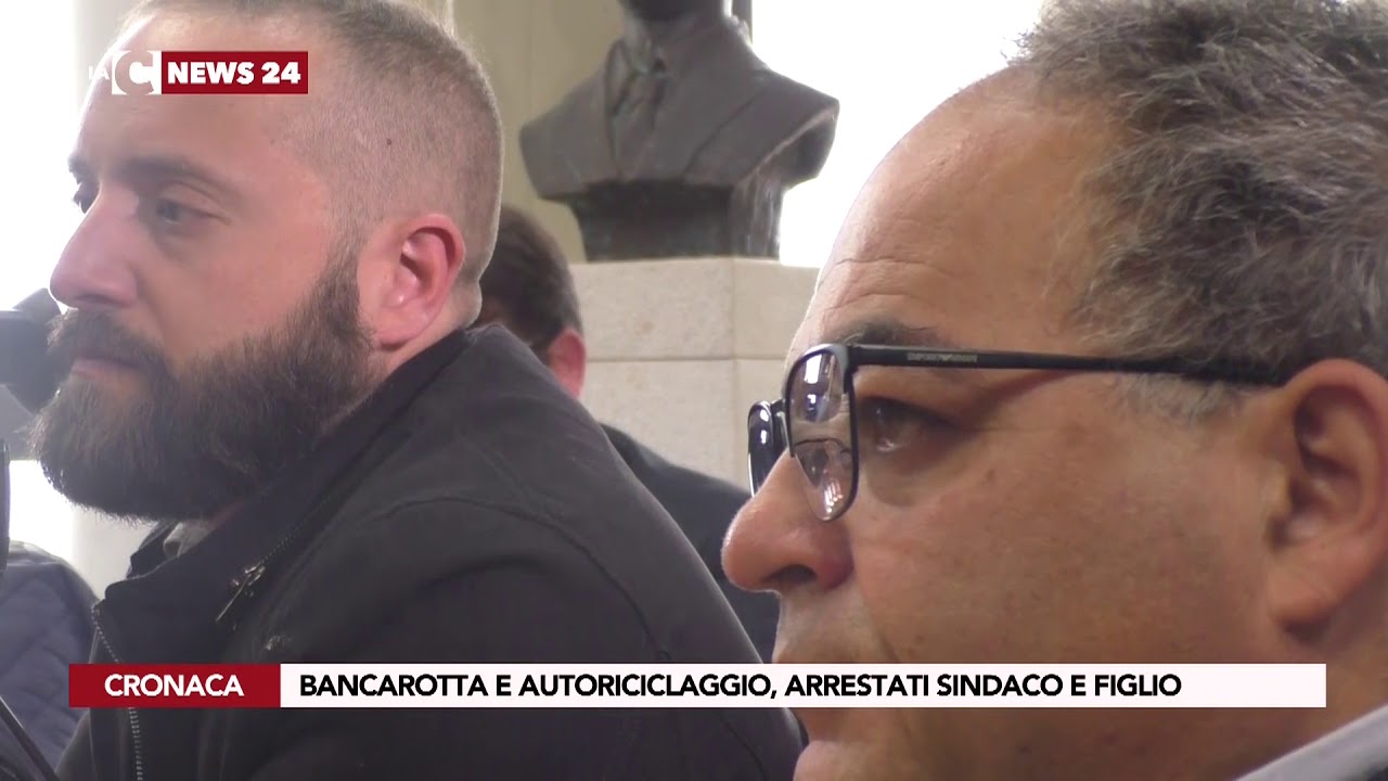 notizie del giorno Bancarotta e autoriciclaggio, arrestati sindaco e figlio
