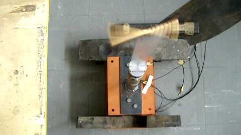 Aeroelastic Wing flutter Test