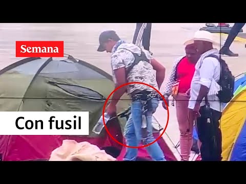 Colectivos que acampañan protesta al frente de EPM fueron captados con armas largas.