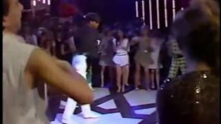 Shalamar's Jeffrey Daniel - 'Night to Remember'  on TOTP (HD)