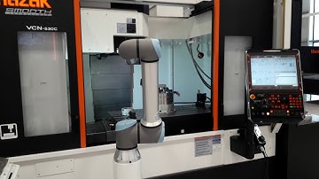 Mazak VCN-530 / UR collaborative Robot