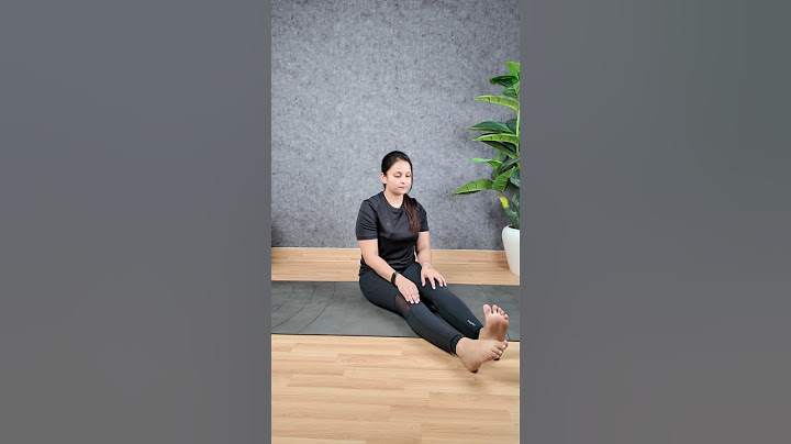 Are you suffering from pain in heels or soles? Do this yoga exercise #yoga #yogawithnaina #weight...