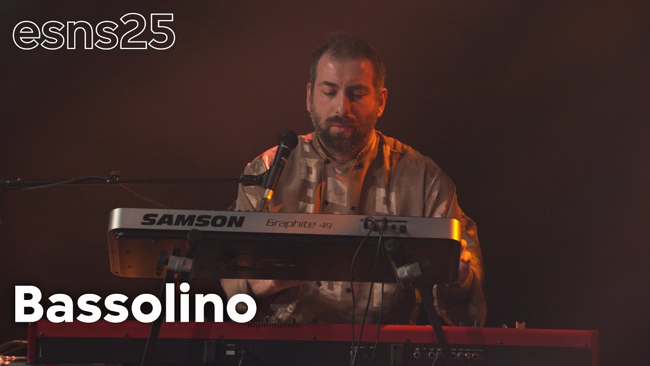 Bassolino - 'E Parole & Città Futura (live at Eurosonic 2025)