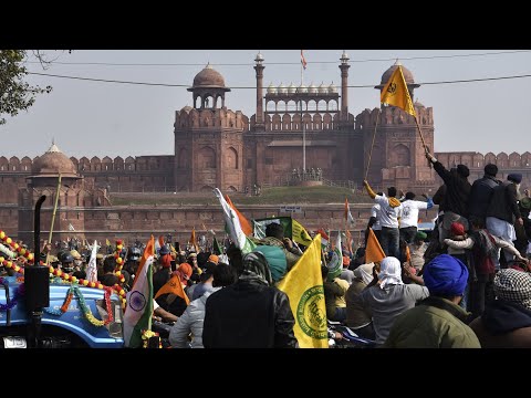 'Tractor rally' takes protest over farm law to New Delhi