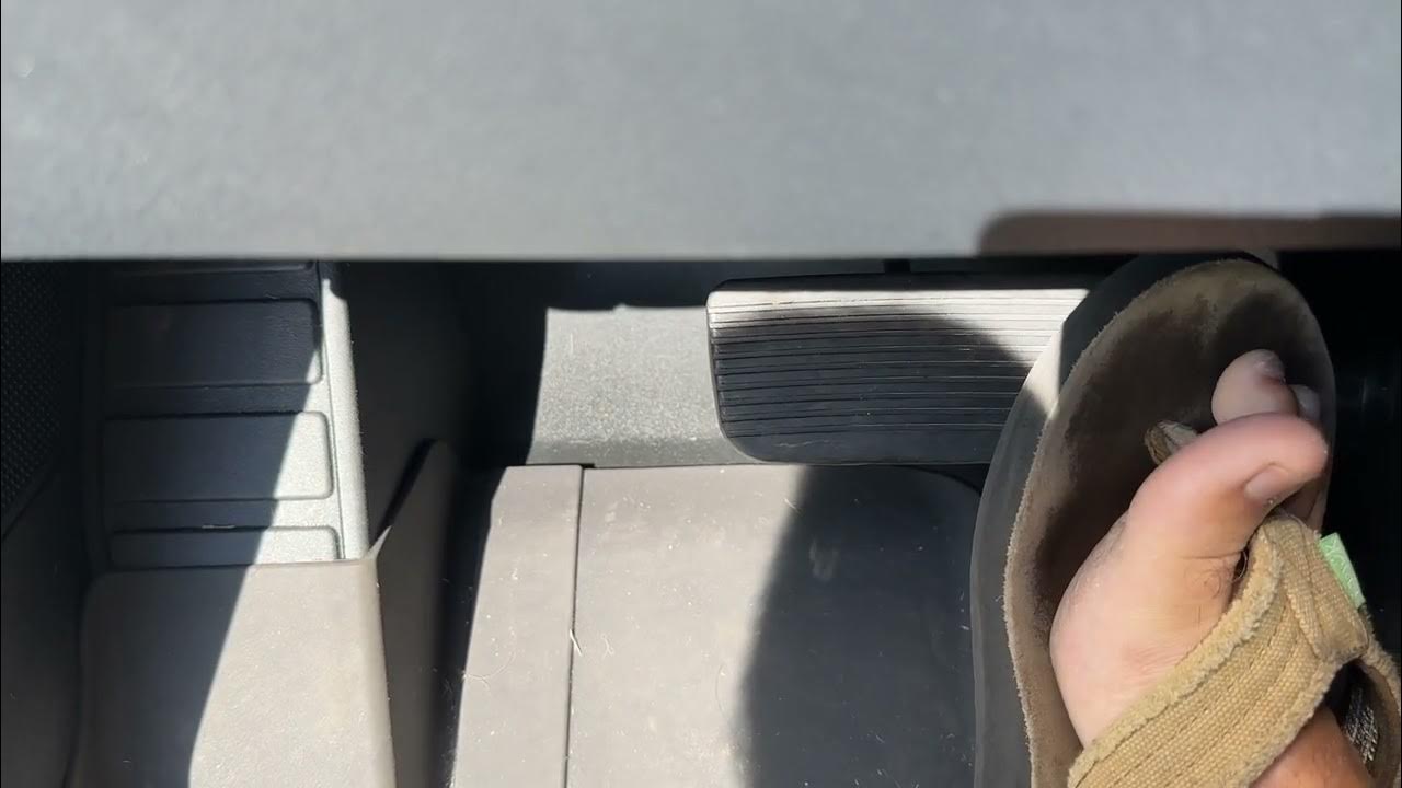 Bronco Badlands 2022 Brakes - noise when I press it both when car is on