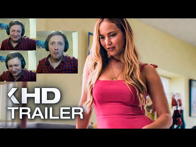 Хатшының жұмыс үстеліндегі фотосуреті