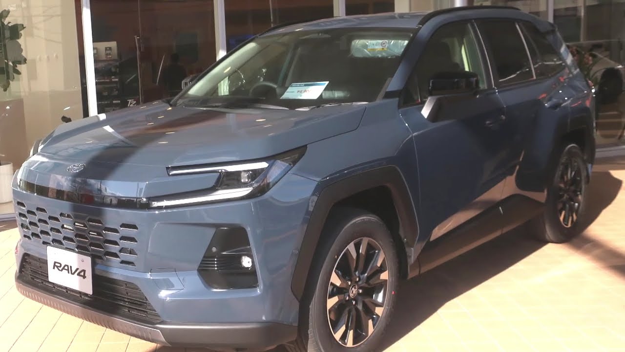 高い？490万円（税込）【新型RAV4 ついに実車到着！】Z（ハイブリッドE