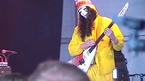 Buckethead + C2B3 Bonnaroo Manchester TN 2002-06-22 [Complete Version] DVD Part 2