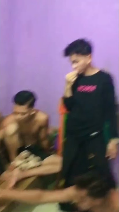 lirikan matamu menarik hati