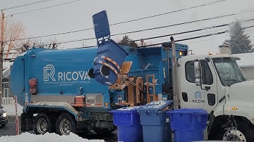 Brand New Ricova Freightliner Labrie Automizer On Recycling Cart Lines