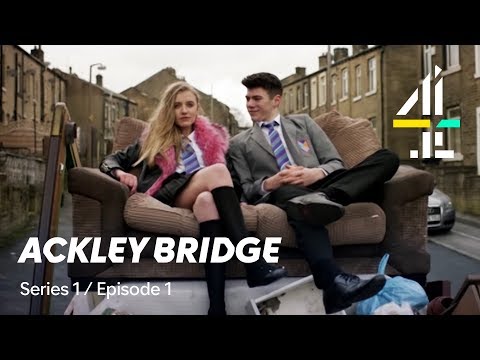 Video: Miks Paul Nicholls pole Ackley Bridge'is?