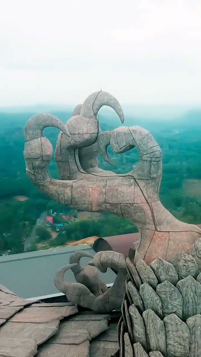 Location :📌Jatayu Earth's center, kerala #thiruvananthapuram #kerala #jatayu #cablecar #sculpture