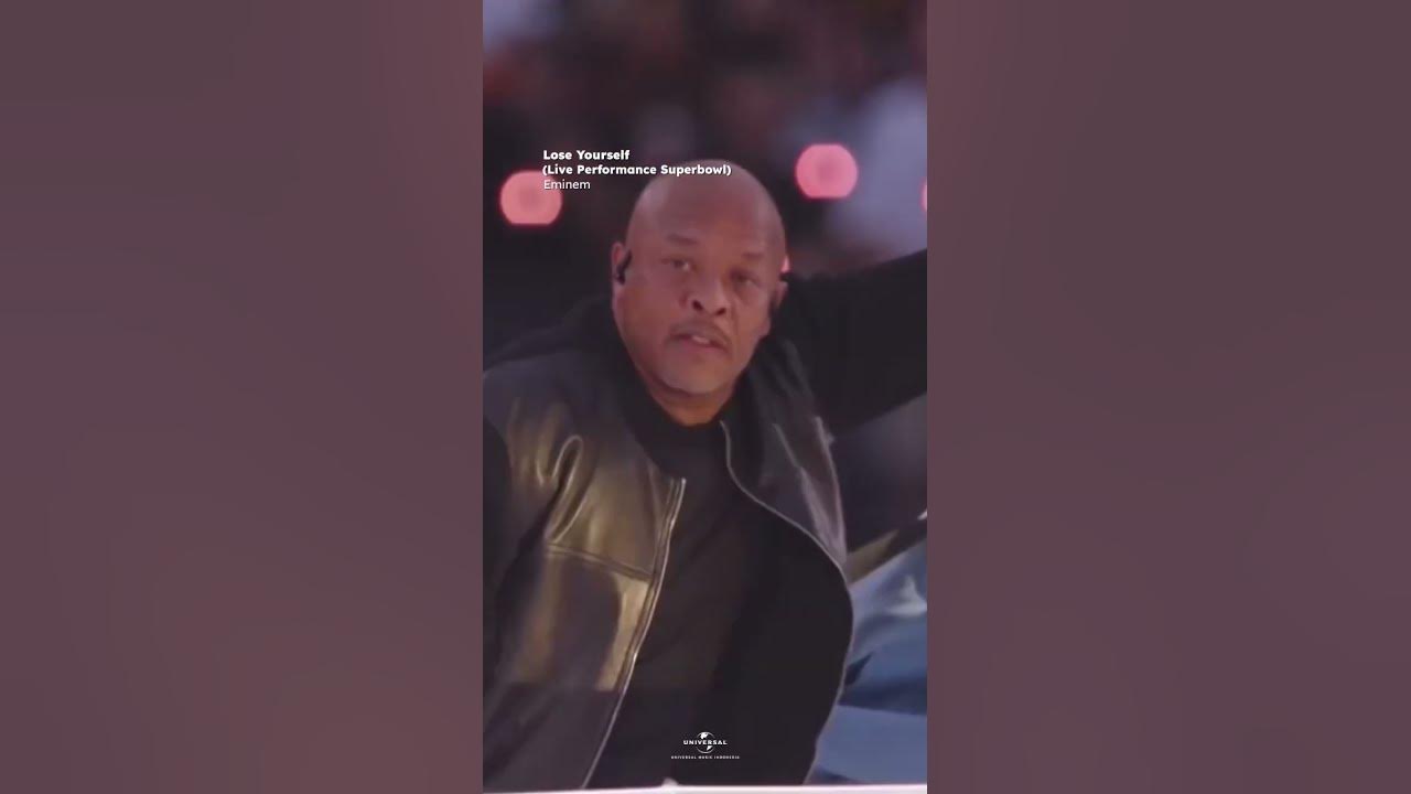 Mau ngingetin lagi nih, kalo performance-nya Eminem di Super Bowl se-KEREN ITU ❤️‍🔥