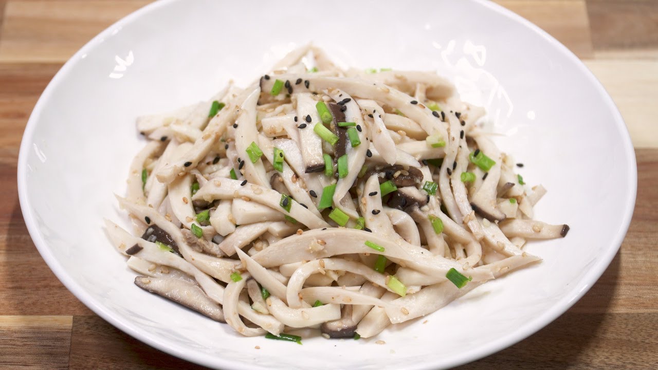 볶지 않아서 더 맛있는 '새송이버섯무침' 제대로 만드는 법