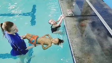 Toddler swimming: Swim lesson| Level Tadpole