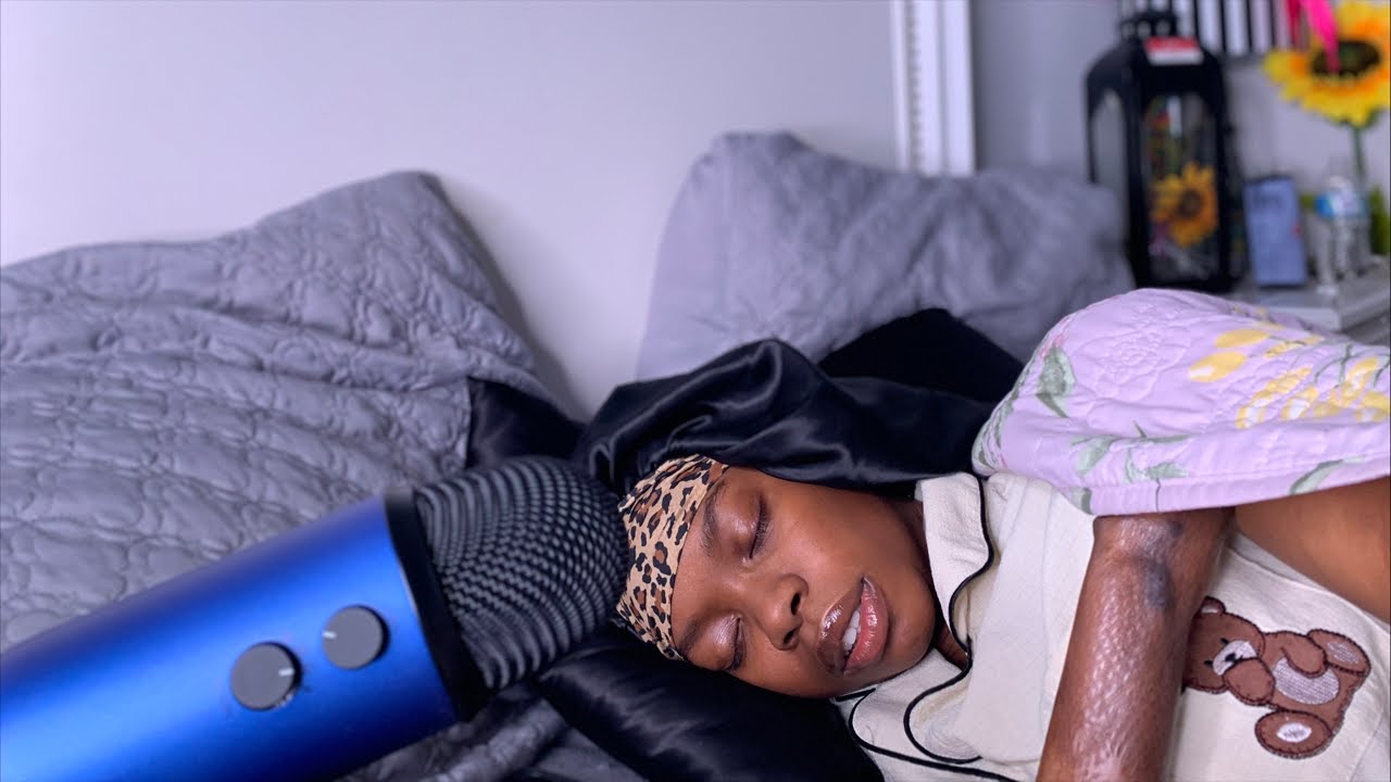 ASMR Nap With Me 💤 😴 🥱 Afternoon Nap Time - YouTube