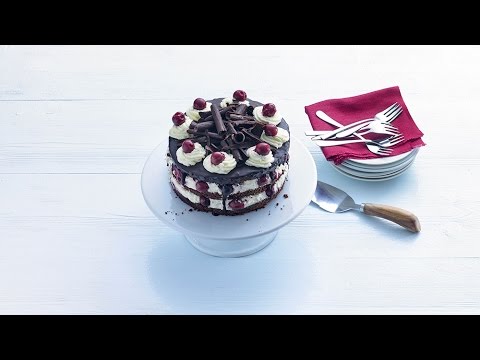 Video: Hoe Maak Je Thuis Een Zwarte Woud Cake: Een Stap Voor Stap Recept