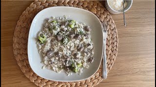 Risotto Salsicia and broccoli. Italian Rice with sausage and broccoli.