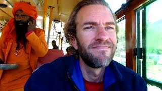 Awesome Himalaya Bus Adventure: Kullu to Manali, India