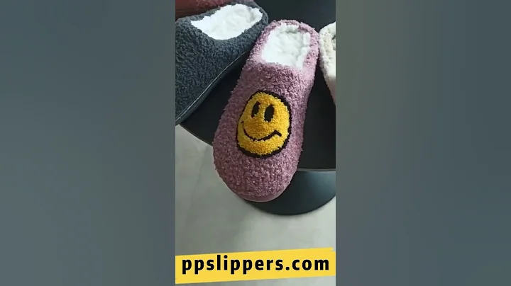 Retro Smile Face Slippers