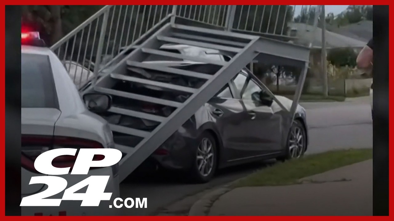 7EP 7インチ The Stairs Woman Gone GARAGE Woman charged after driving around Mississauga with metal stairs
