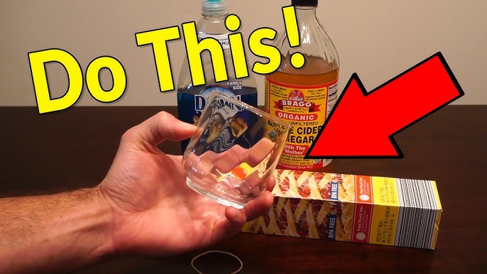 Learn how to get rid of gnats indoors with this simple fruit fly trap.  #lifehacks