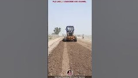 Huge Grader Machine Earth Work Operatings Sub Base Materials Spreading#shorts #ad #short #amazing