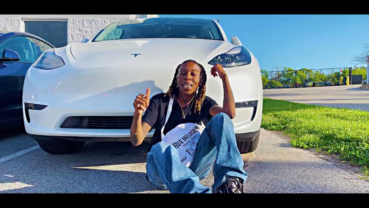 Watch Kelize Buggin 4K - Shot By PHATBOY414 on YouTube Watch Kelize Buggin 4K - Shot By PHATBOY414 on YouTube