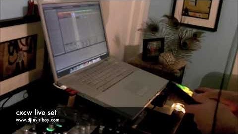 DJ Invisiboy Live Mashups on a Novation Launchpad for CxCW