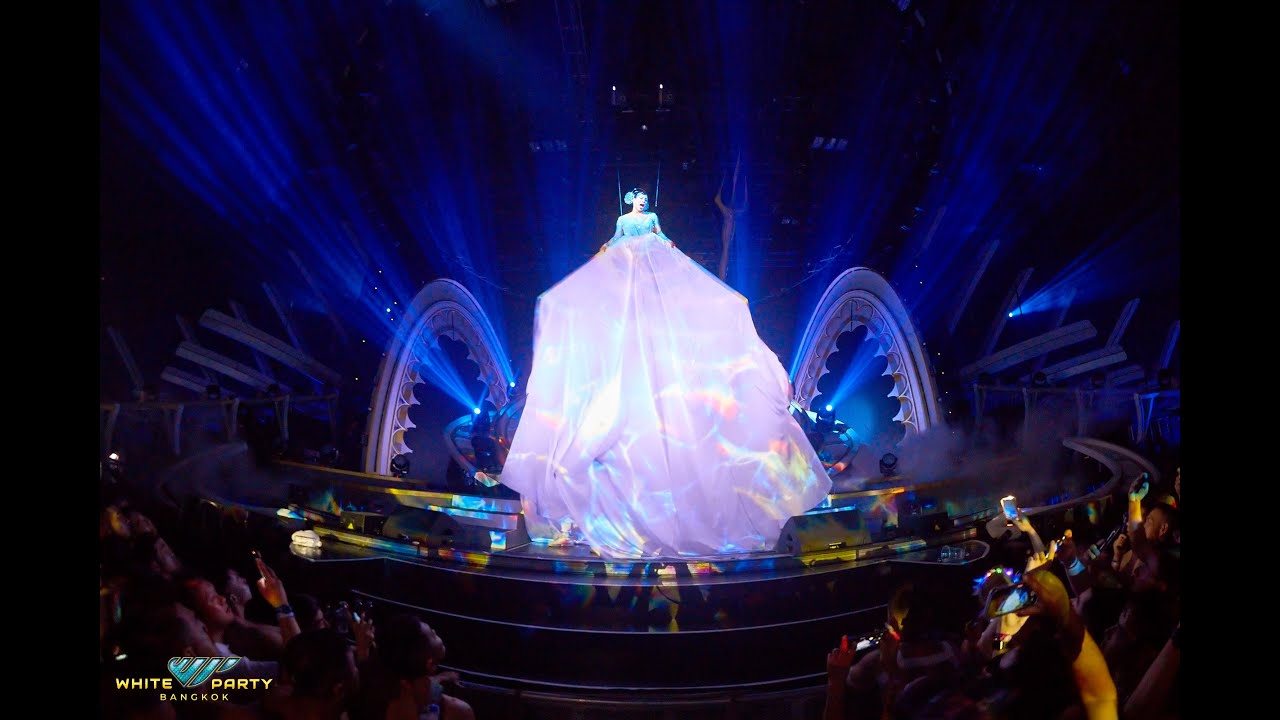 Pangina Heals I Just Wanna Dance White Party Bangkok [HD] YouTube