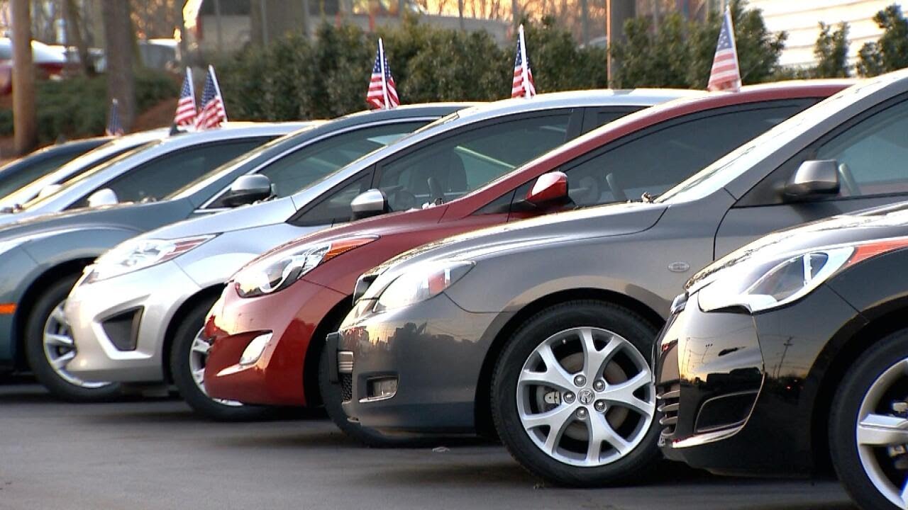 Consumer Reports: How to buy or lease a car in this economy - YouTube