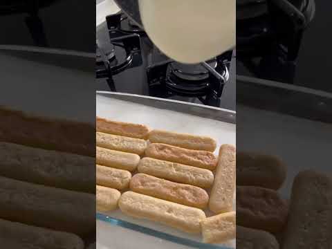 Kedi dili muhallebili