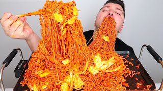 Extra Cheesy Spicy Kimchi Noodles • MUKBANG