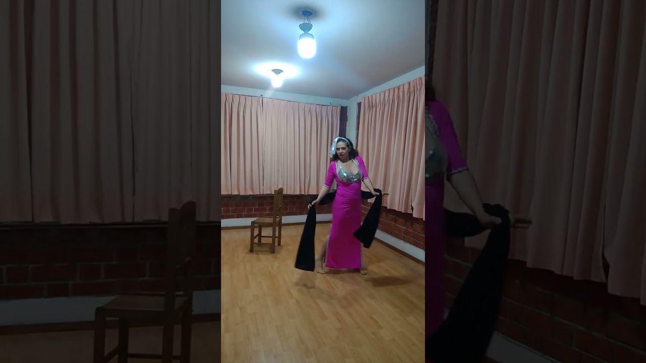 COREOGRAFÍA MILEYA PROFESORADO MAESTRO AMIR THALEB 