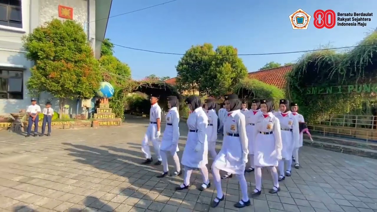 Upacara Hari Kemerdekaan RI ke-80 SMPN 1 PUNGGING 